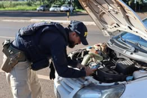 Automóvel clonado é apreendido pela PRF em Santa Terezinha de Itaipu