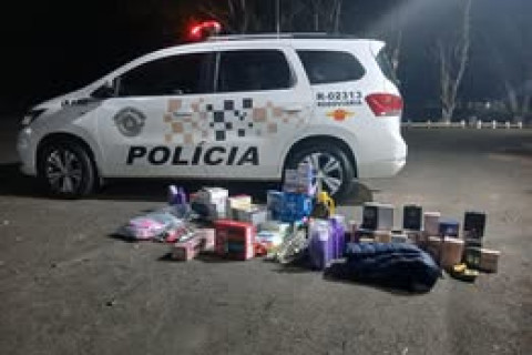 POLICIAMENTO RODOVIÁRIO APREENDE MERCADORIAS DE DESCAMINHO EM RODOVIA DE FLORÍNEA/SP