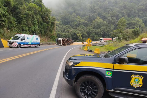 Caminhoneiro de Londrina se envolve em acidente na região de Prudentópolis PR
