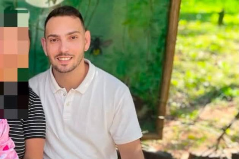 Luís Otávio Garcia morador de Santa Mariana, trabalhava em um supermercado em Bandeirantes e estava indo para casa quando morreu após colisão contra caminhão na BR 369