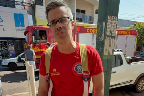 Bombeiros evitam maiores prejuízos em incêndio no centro de Bandeirantes