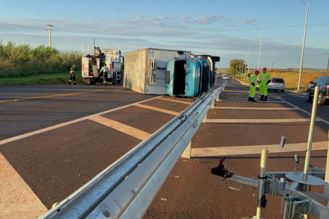 Morador de Rolândia se envolve em acidente na BR-369 entre Bandeirantes e Santa Mariana