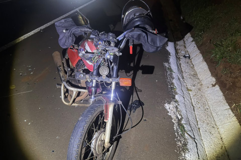 Motociclista e ciclista ficam feridos após atropelamento na BR-369, em Santa Mariana