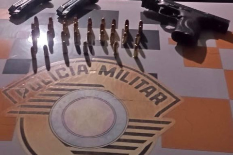 POLICIAMENTO RODOVIÁRIO PRENDE CONDUTOR EMBRIAGADO PORTANDO ARMA DE FOGO EM RODOVIA DE MARÍLIA/SP